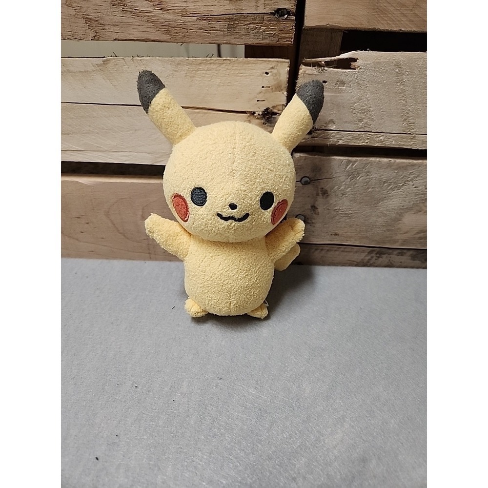 Sega Toys 2019 Nintendo Pokemon Rattle Pikachu Monpoke 5.5" Plush
